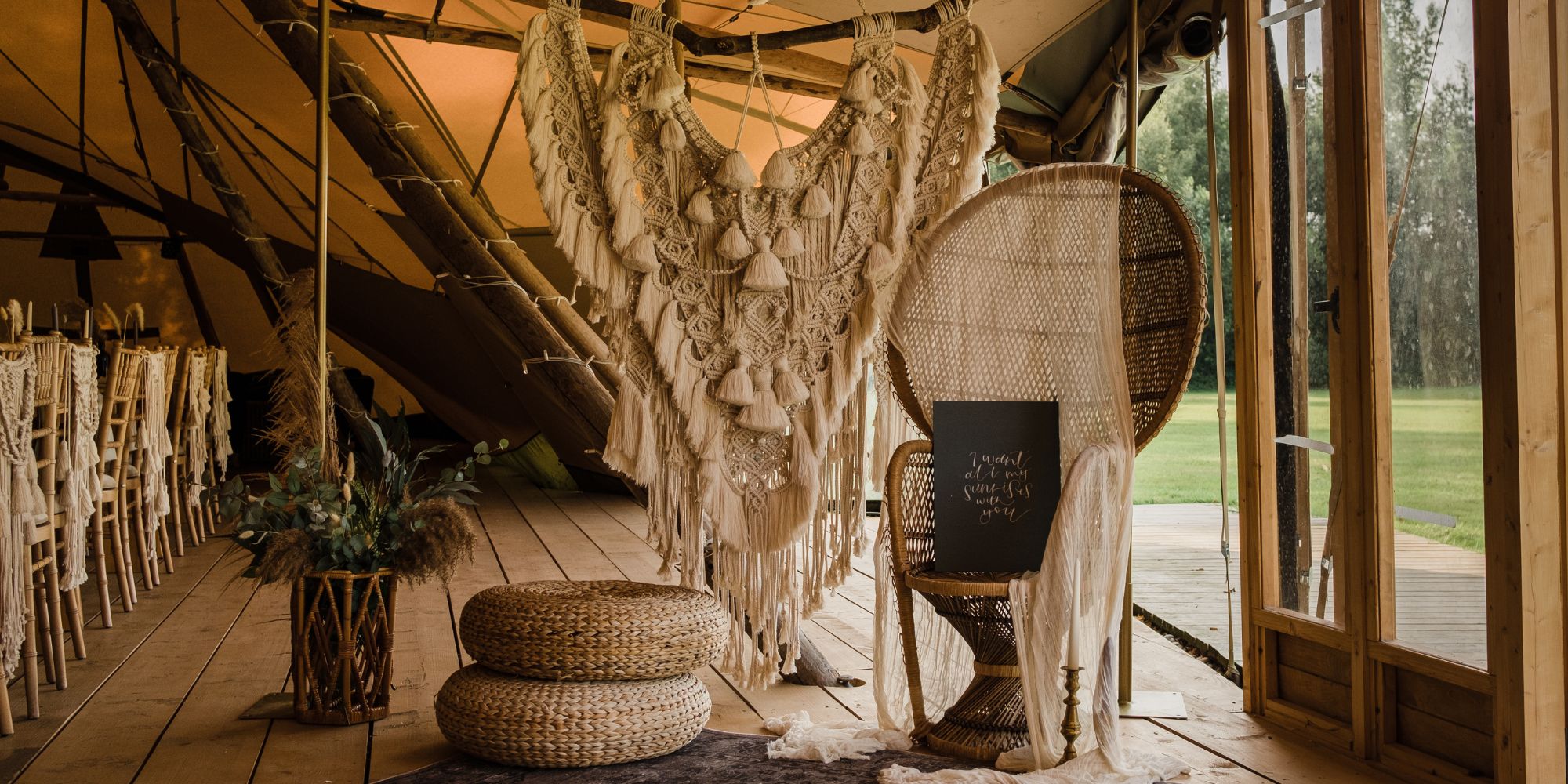 Read more about the article Tipi Wedding Trends for 2023